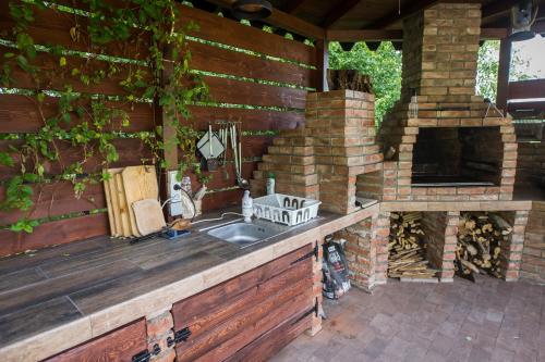 Dapur atau dapur kecil di Casa Zen Bruznic