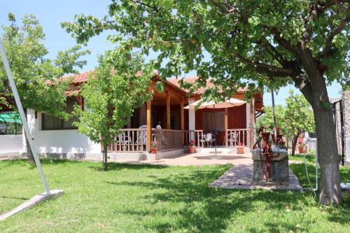 Charming Villa by the Sea