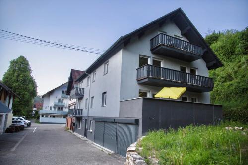 Budova, kde se apartmán nachází