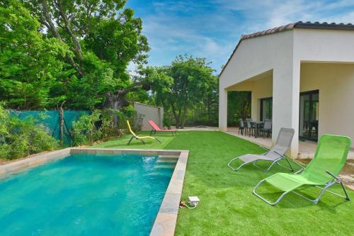 Villa neuve climatisée, avec piscine - 15 mn d'Uzès et du Pont du Gard