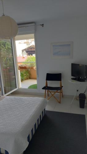 Belle chambre avec terrasse