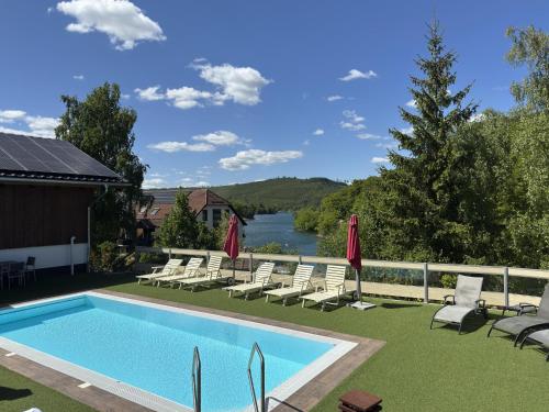 Afbeelding uit fotogalerij van Chalets am Diemelsee in Heringhausen in Heringhausen