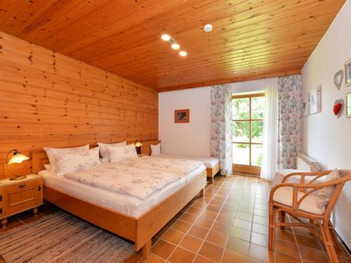 Postel nebo postele na pokoji v ubytování Apartment in Bavarian Forest Mountain View