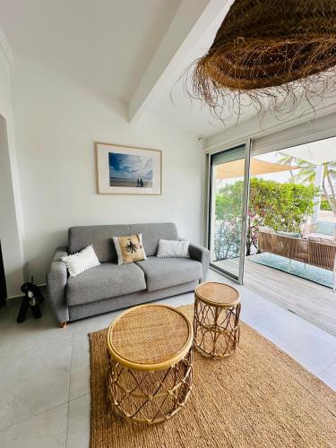 Χώρος καθιστικού στο Coco Beach 2 bedrooms beachfront