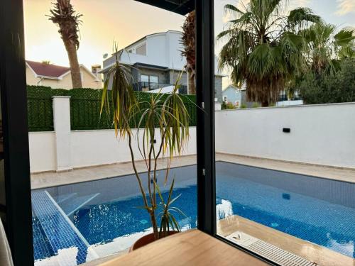 Bazén v ubytování Casa Rosa Luxury Villa w heated Pool nebo v jeho okolí