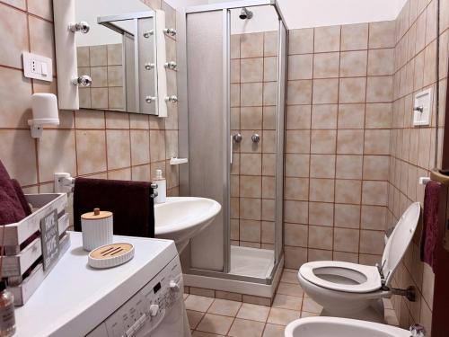 Koupelna v ubytování Sea view apartment in Lerici, between Cinque Terre and Tuscany