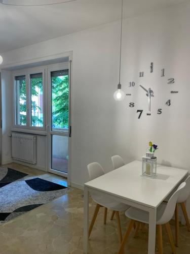 Fotografie z fotogalerie ubytování Pit Stop Apartment 2K21 - MXP - Busto Arsizio v destinaci Busto Arsizio