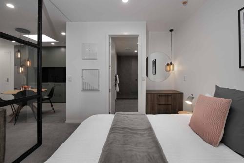 Katil atau katil-katil dalam bilik di Apartments on Moray & Bath