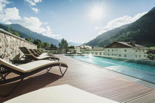Foto dalla galleria di Hotel Schwarzer Adler - Sport & Spa a Sankt Anton am Arlberg