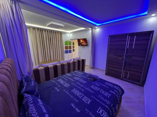 Ένα ή περισσότερα κρεβάτια σε δωμάτιο στο luxe Studio Nour D'asilah 3
