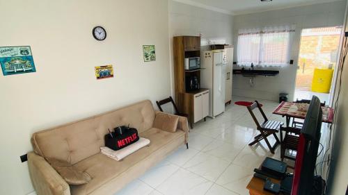 Kuchyň nebo kuchyňský kout v ubytování Casa Inteira Aconchegante com Garagem