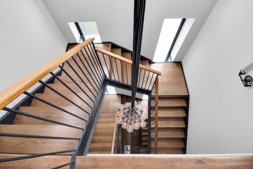 Φωτογραφία από το άλμπουμ του 399- Luxury 6BR 5Baths Townhouse with Garage in Carroll στο Μπρούκλιν