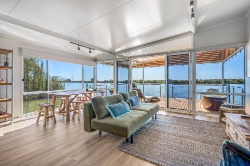 Φωτογραφία από το άλμπουμ του The Float Life - Retreat on Murray River σε River Glen