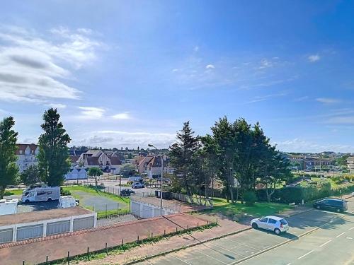 Appartement en Front de Mer avec Parking et WIFI, 4 Couchages - FR-1-746-30