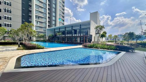 Πισίνα στο ή κοντά στο 121 Residences by manatidur Near One Utama