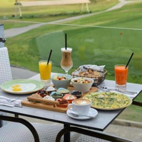 Đồ ăn tại/gần căn hộ