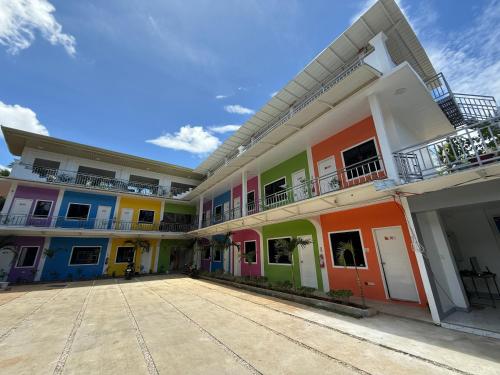 El edificio en el que está la posada
