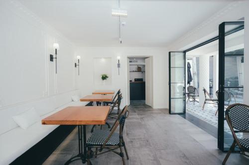 Η κουζίνα ή μικρή κουζίνα στο Hangzhou West Lake Youshan Villa