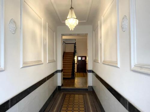 120 sqm Historic Design Apartment Savignyplatz near Ku'damm photo 31