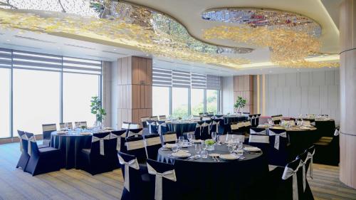 Εστιατόριο ή άλλο μέρος για φαγητό στο Wyndham Legend Halong