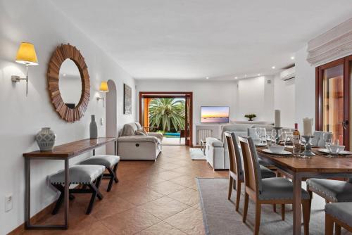 Beach Villa Sea La Vie Marbesa