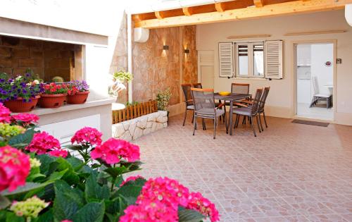 En balkon eller terrasse på Apartments Toni