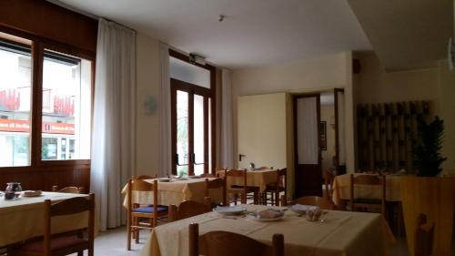 Gallery image of Hotel Villa Ada in Pozzallo