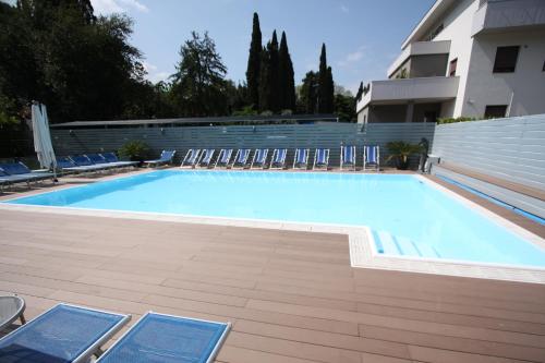 Bazén v ubytování Hotel Miorelli nebo v jeho okolí