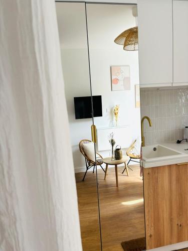 L Atelier - Studio near Hospital Centers