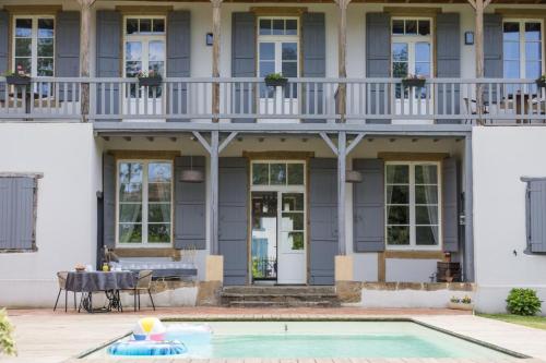 Les rives de l'escamat