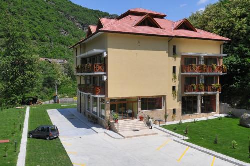 Photo de la galerie de l'établissement Family Hotel Delta, à Ognyanovo