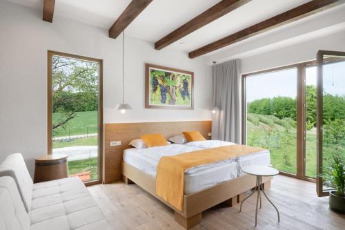 Postel nebo postele na pokoji v ubytování Hiša Marija House