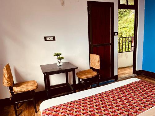 Gambar di galeri bagi The Forest Lodge - Below Mall Road di Darjeeling