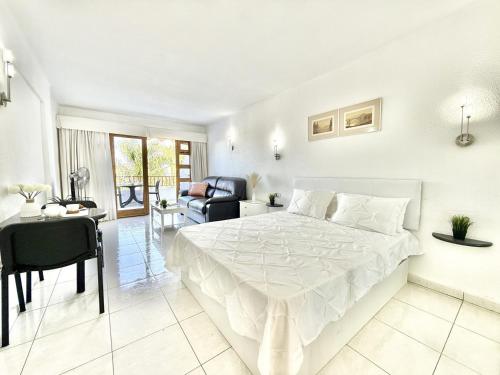 PaulMarie Studio Near Beach