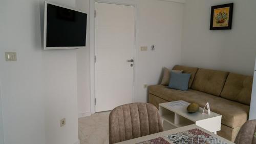 Gallery image of Fengari - Luxurious Apartments in Keramotí