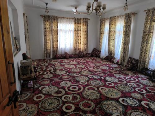 Χώρος καθιστικού στο Zikra HomeStay