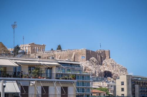 Mets-Athenian Horizon Escape