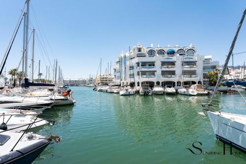Top Location, 50m from the Beach and Resaurants