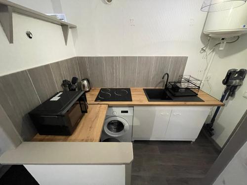 Η κουζίνα ή μικρή κουζίνα στο Apartment 2