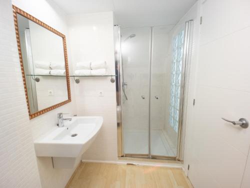Valencia Beach Apartments 2