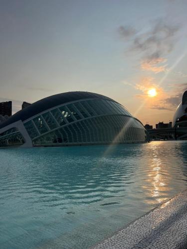 Πισίνα στο ή κοντά στο Beach & Arts Hostel Valencia
