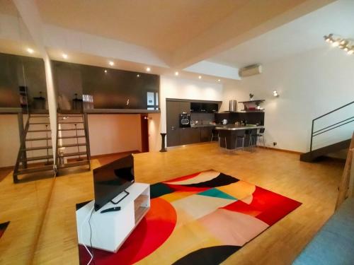 Falck 53 Milano - Rho Fiera S Siro Centro Duomo - 4 posti letto - Parcheggio Gratuito - Pet Friendly