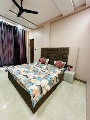 Ένα ή περισσότερα κρεβάτια σε δωμάτιο στο Discovery Villa