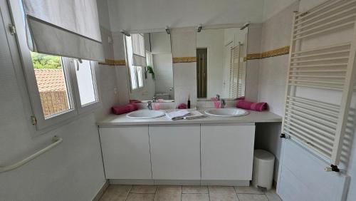 Ένα μπάνιο στο Location Fantaisie Ondres