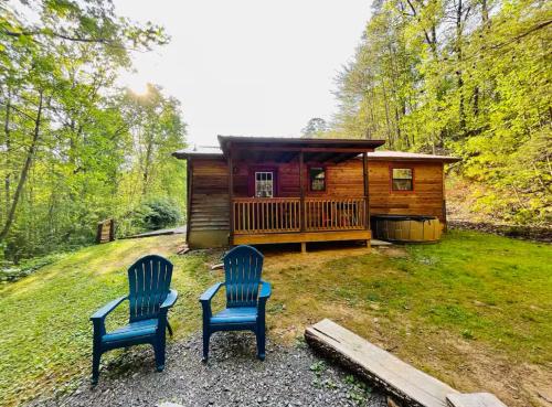 Φωτογραφία από το άλμπουμ του Smoky Mountain Cabin with HOTTUB σε Seymour