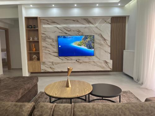 Modern Family Nest SKG