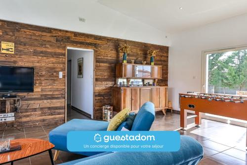 La Parée-Chaleureuse maison avec jardin