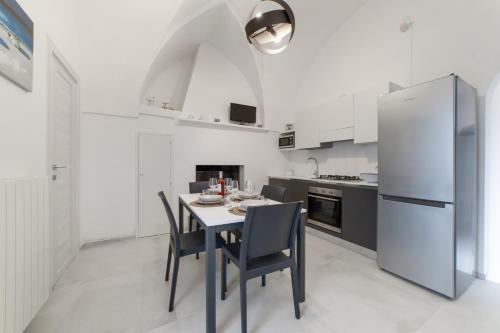 A kitchen or kitchenette at Nara Apartments 1 - Private Jacuzzi