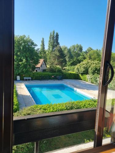 Appartement cosy avec piscine chauffée