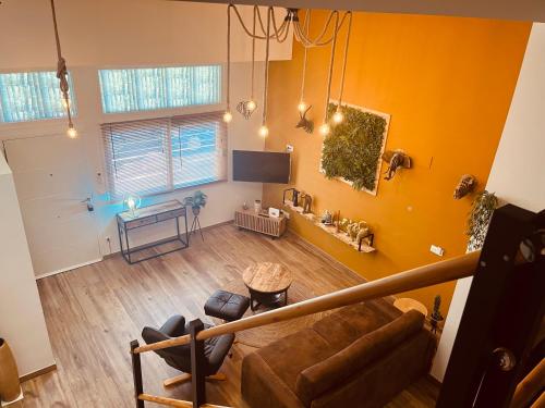 Dúplex tipo loft de estilo selvático y safari, con encanto y a pasos del mar